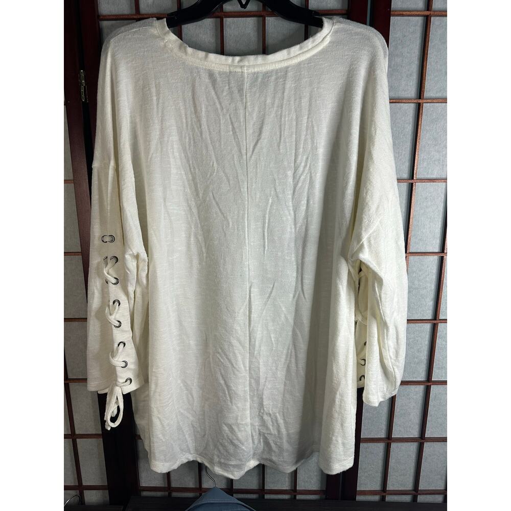 Cato Women's Long Sleeve t-shirt with lace up sleeves White size 18-20 - Picture 6 of 8